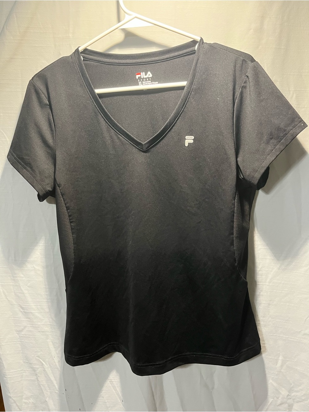 XL FILA Women’s Black V-Neck Athletic Top
